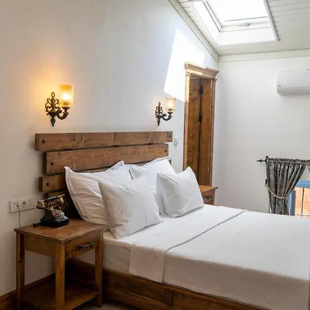 Pietra Bed & Breakfast *