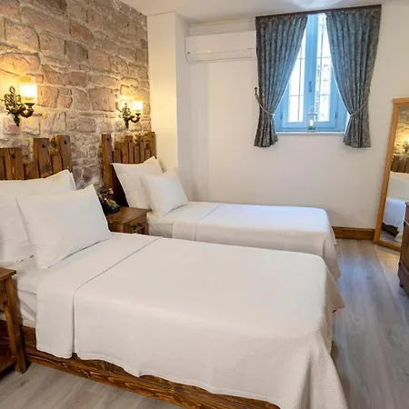 Pietra * Ayvalik